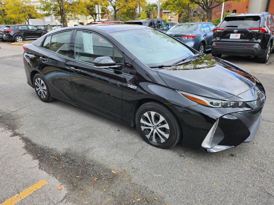 2020 Toyota PRIUS PRIME-6