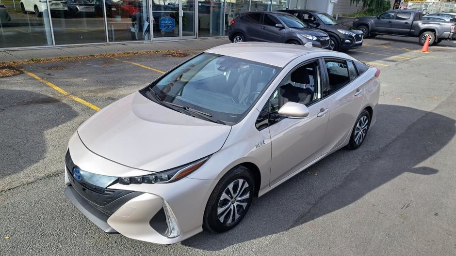 2020 Toyota PRIUS PRIME AUTO-34