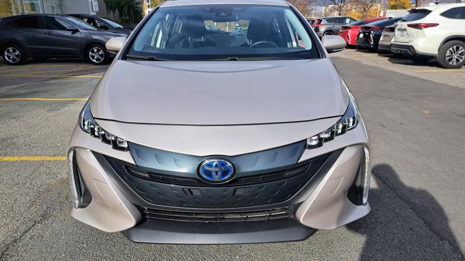 2020 Toyota PRIUS PRIME AUTO-32