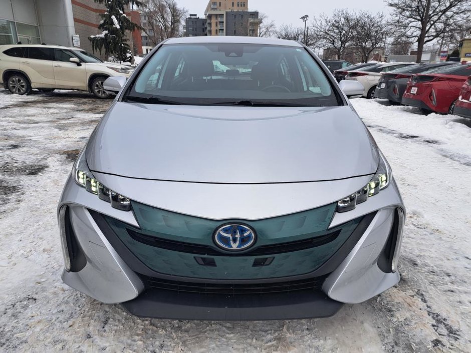 Toyota PRIUS PRIME UPGRADE 2020-44