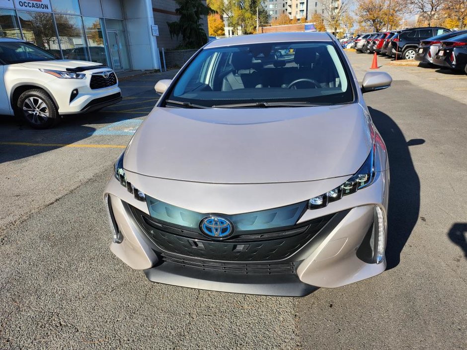 2021 Toyota PRIUS PRIME UPGRADE-7