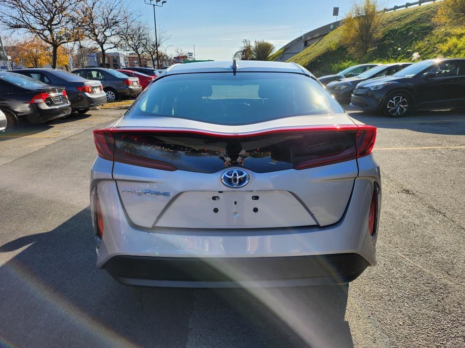 2021 Toyota PRIUS PRIME UPGRADE-3