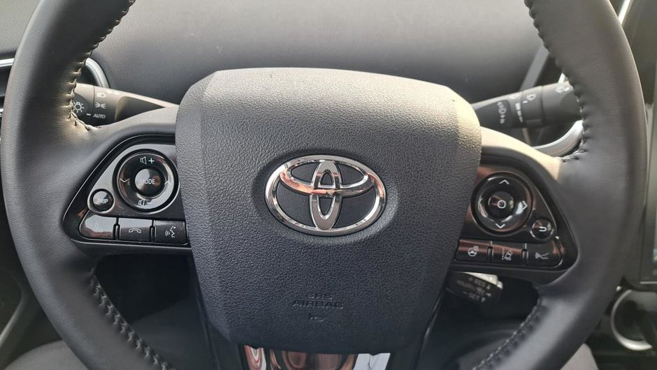 2022 Toyota PRIUS PRIME UPGRADE-10