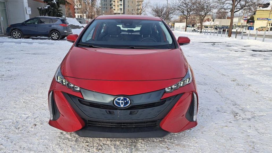 2022 Toyota PRIUS PRIME UPGRADE-40