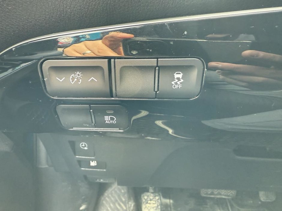 Toyota PRIUS PRIME AUTO 2022-19