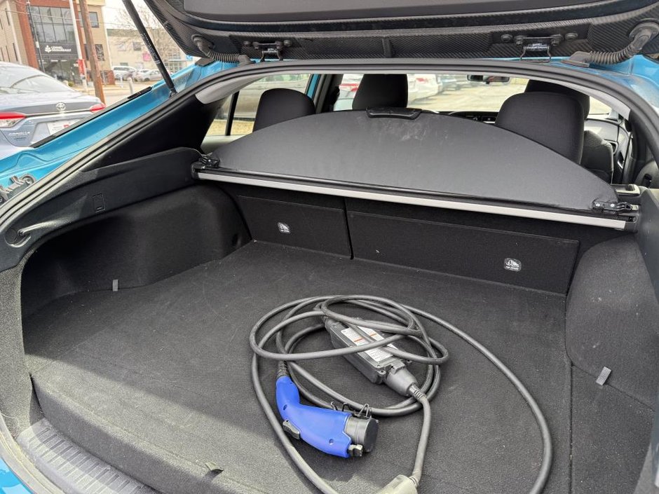Toyota PRIUS PRIME AUTO 2022-37