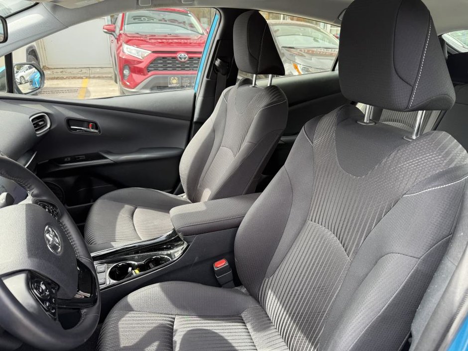 Toyota PRIUS PRIME AUTO 2022-10
