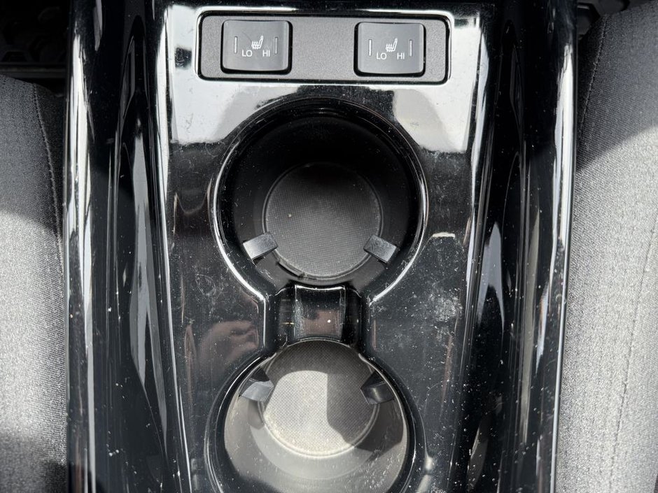 Toyota PRIUS PRIME AUTO 2022-29