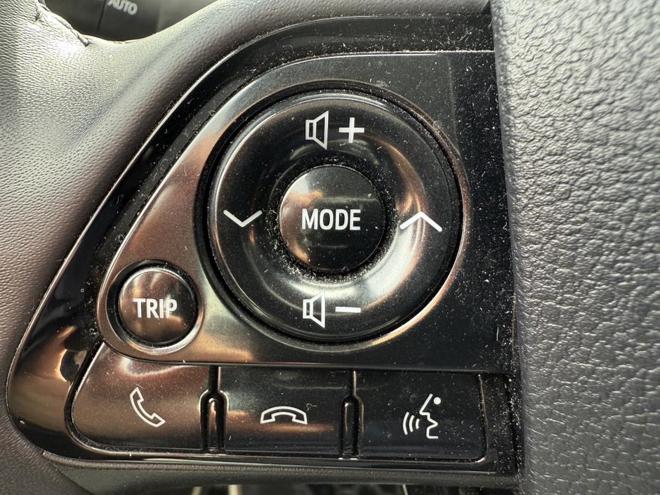 Toyota PRIUS PRIME AUTO 2022-14