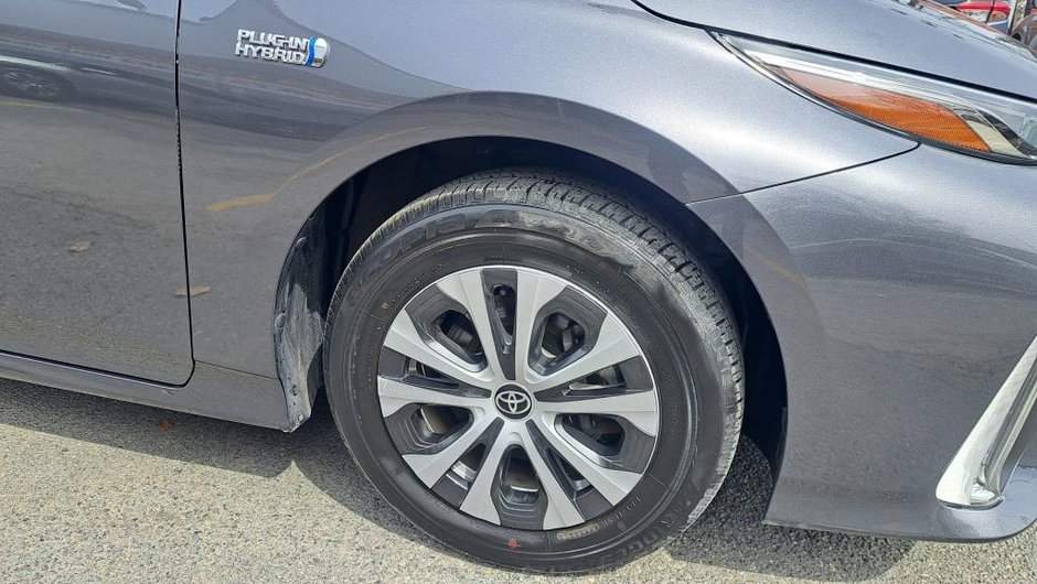 2022 Toyota PRIUS PRIME-35