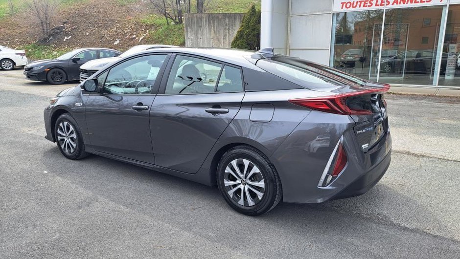 2022 Toyota PRIUS PRIME-4
