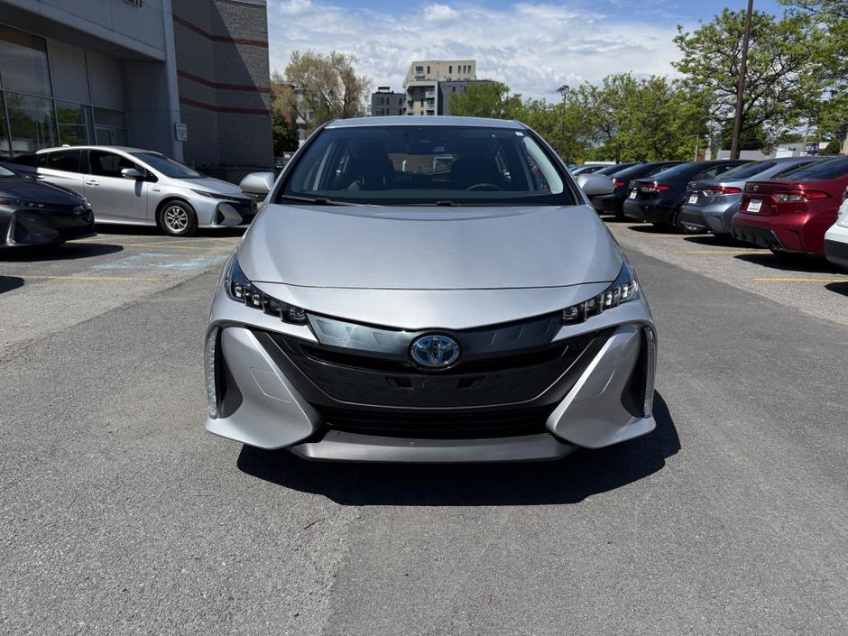 Toyota PRIUS PRIME LE 2022-8