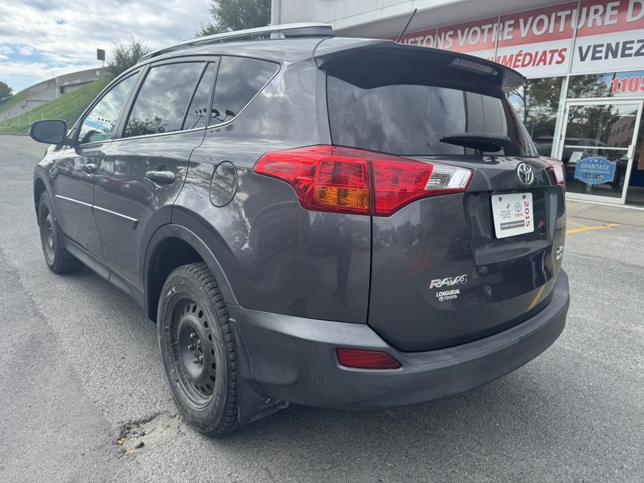 Toyota RAV4 AWD XLE 2013-1