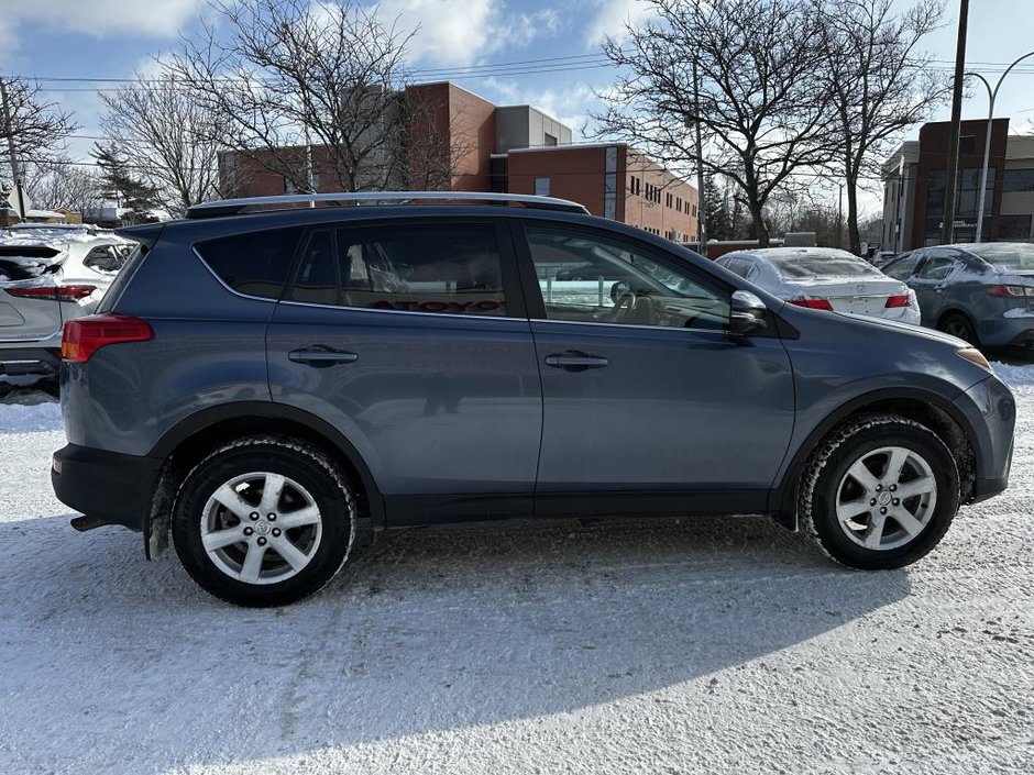 2013 Toyota RAV4 2WD XLE-6