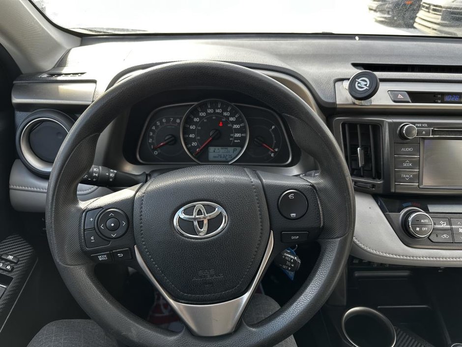 2013 Toyota RAV4 2WD XLE-13