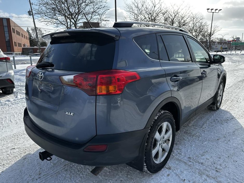 2013 Toyota RAV4 2WD XLE-5