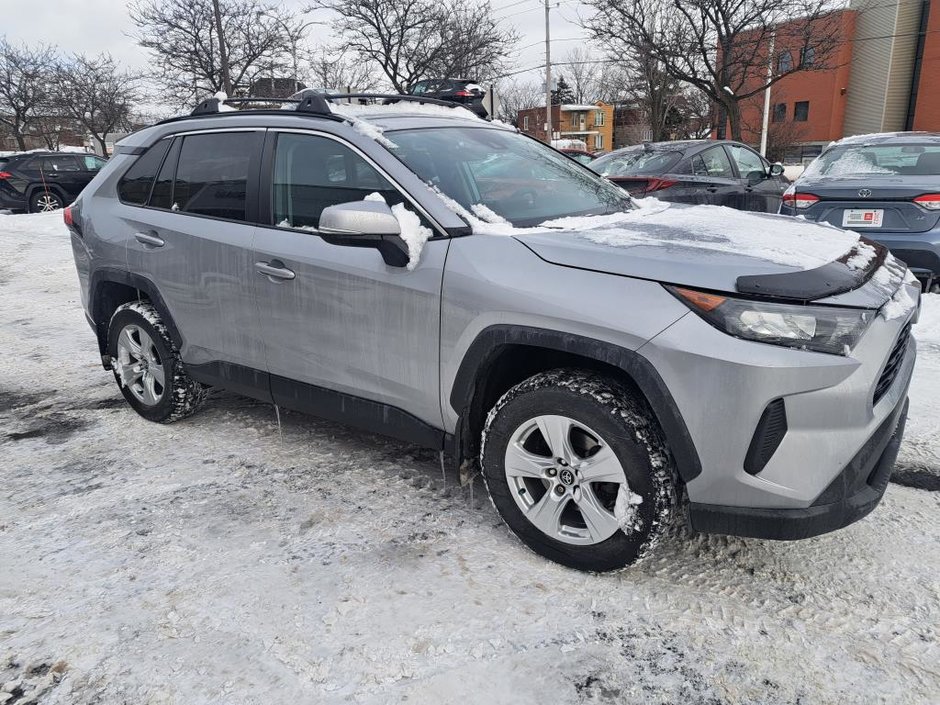 Toyota RAV4 LE AWD 2019-1