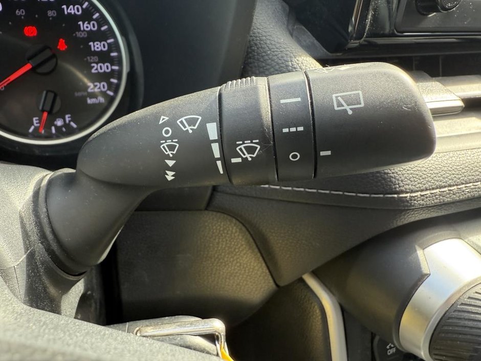 Toyota RAV4 LE AWD 2020-19