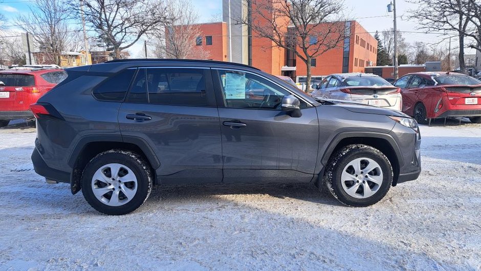 2021 Toyota RAV4 LE AWD-2