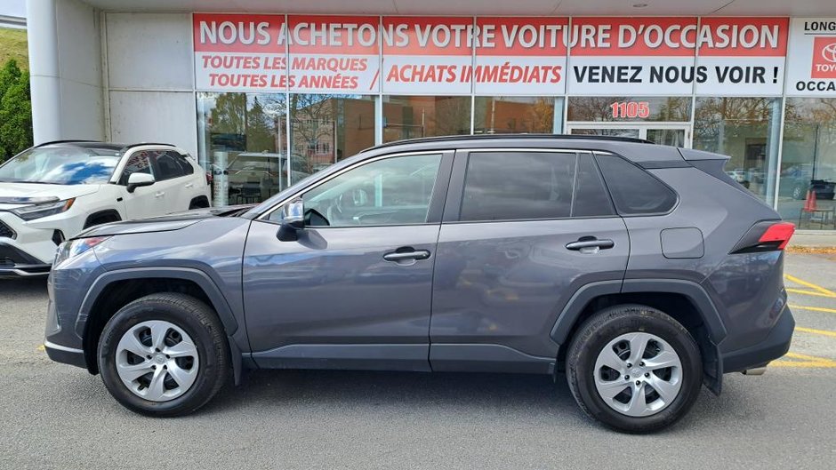 Toyota RAV4 LE AWD 2021-5