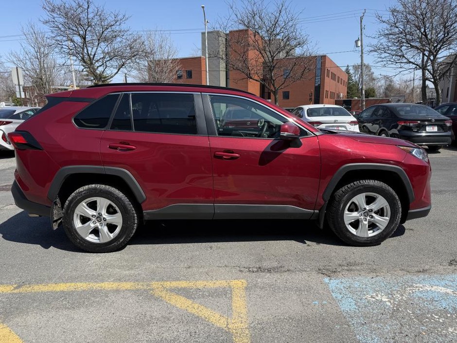 Toyota RAV4 XLE FWD 2021-5