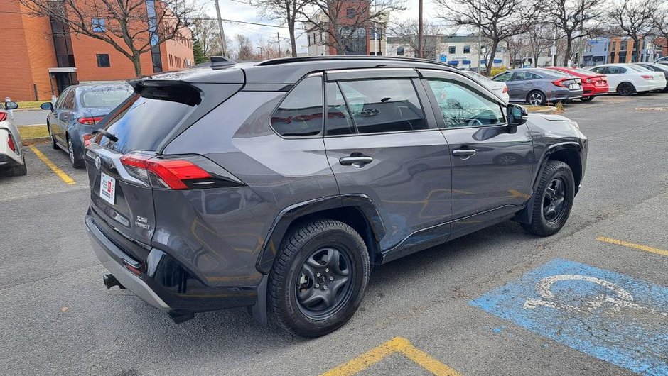 Toyota RAV4 HYBRID AWD XSE TECK PACKAGE 2022-3