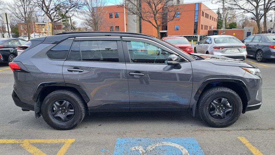 Toyota RAV4 HYBRID AWD XSE TECK PACKAGE 2022-2