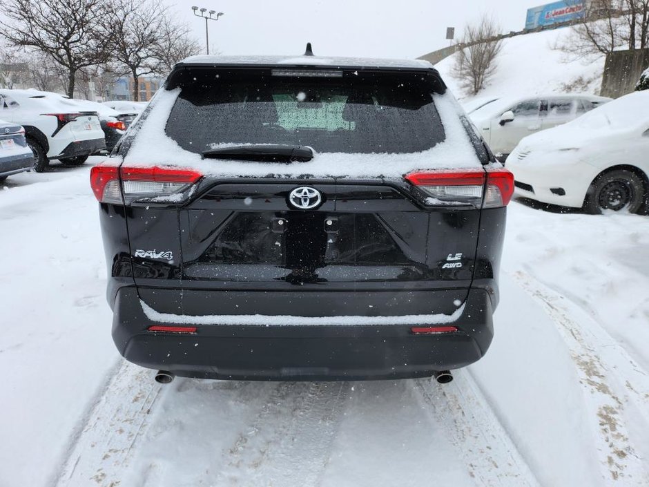 Toyota RAV4 LE AWD 2024-4