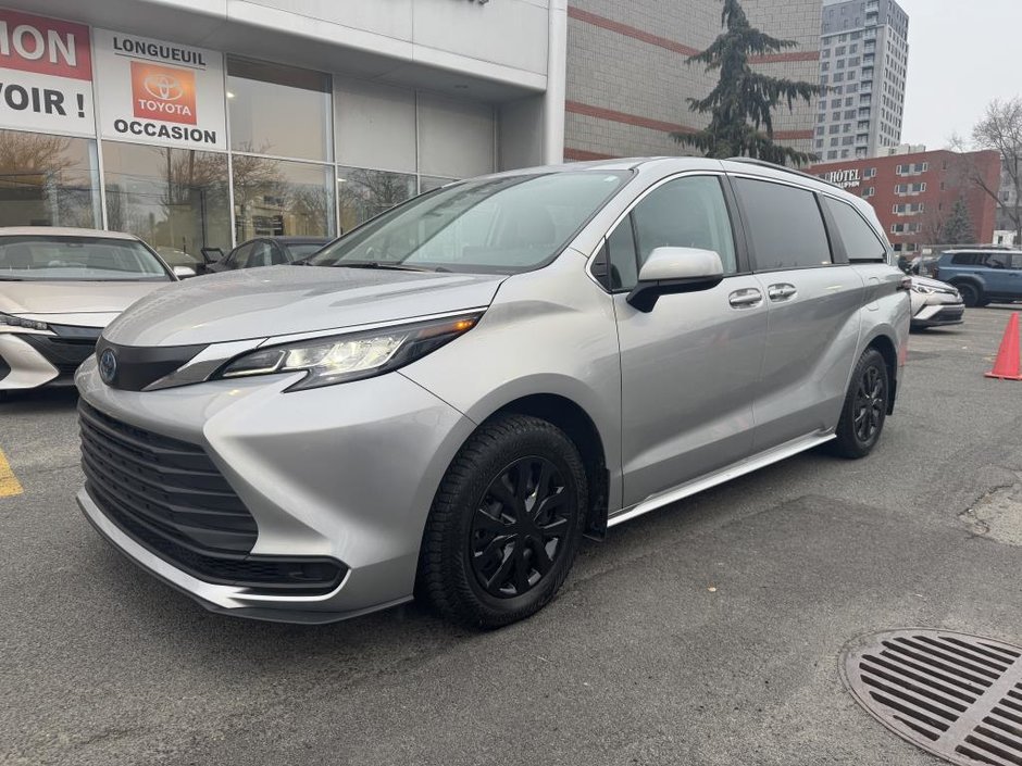 Toyota Sienna LE HYBRID 8-PASSENGER AWD 2023-0