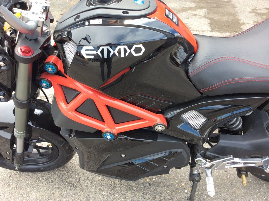 SCOOTER ÉLECTRIQUE EMMO PROTON GTS 2022-14