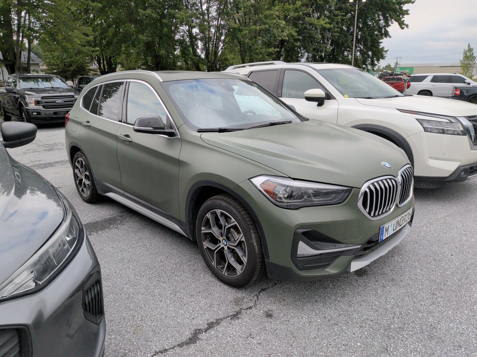 2022 BMW X1 xDrive28i AWD CUIR TOIT PANORAMIQUE in St-Jean-Sur-Richelieu, Quebec