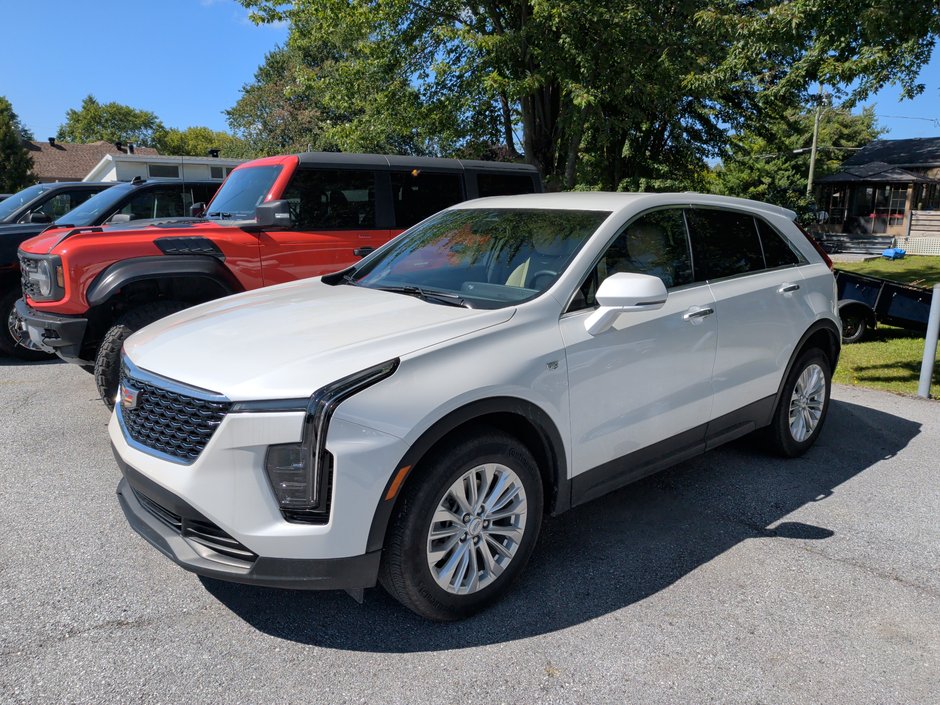 Cadillac XT4 LUXURY CUIR NAVIGATION SEULEMENT 017887 KM 2024 à St-Jean-Sur-Richelieu, Québec