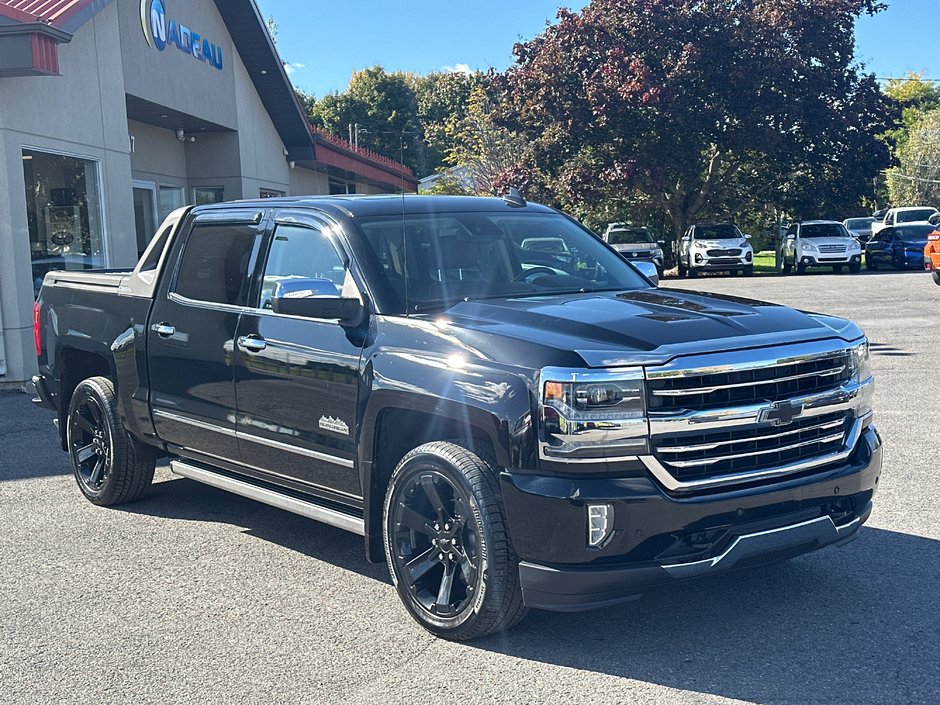 2018 Chevrolet Silverado 1500 High Country CUIR TOIT OUVRANT NAVIGATION in St-Jean-Sur-Richelieu, Quebec