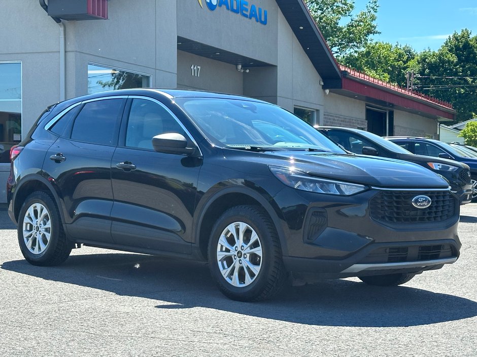 Ford Escape Active AWD 2024 à St-Jean-Sur-Richelieu, Québec