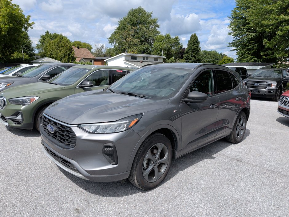 2024 Ford Escape ST-Line AWD CUIR in St-Jean-Sur-Richelieu, Quebec