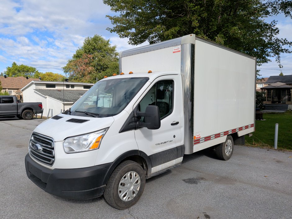 2019 Ford Transit Cutaway 12 PIEDS in St-Jean-Sur-Richelieu, Quebec