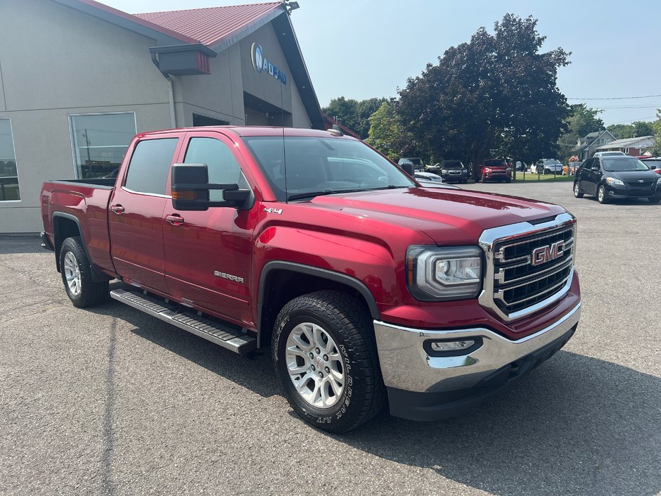 Sierra 1500 SLE 4x4 CREW V8 5.3L 2018 à St-Jean-Sur-Richelieu, Québec