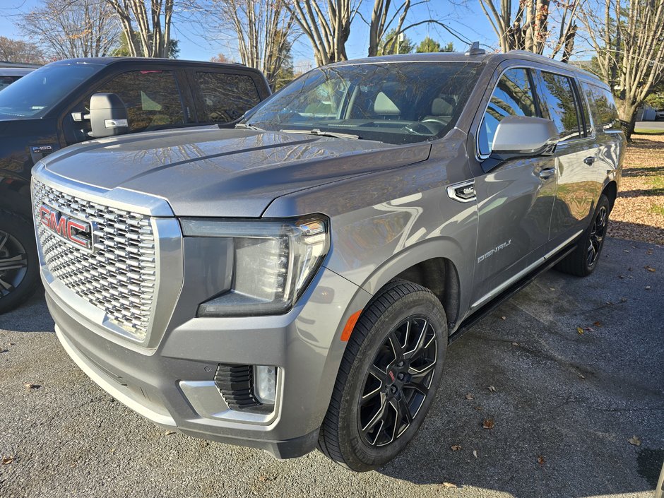 2021  Yukon XL Denali 4x4 V8 7 PASSAGERS NAVI TOIT in St-Jean-Sur-Richelieu, Quebec