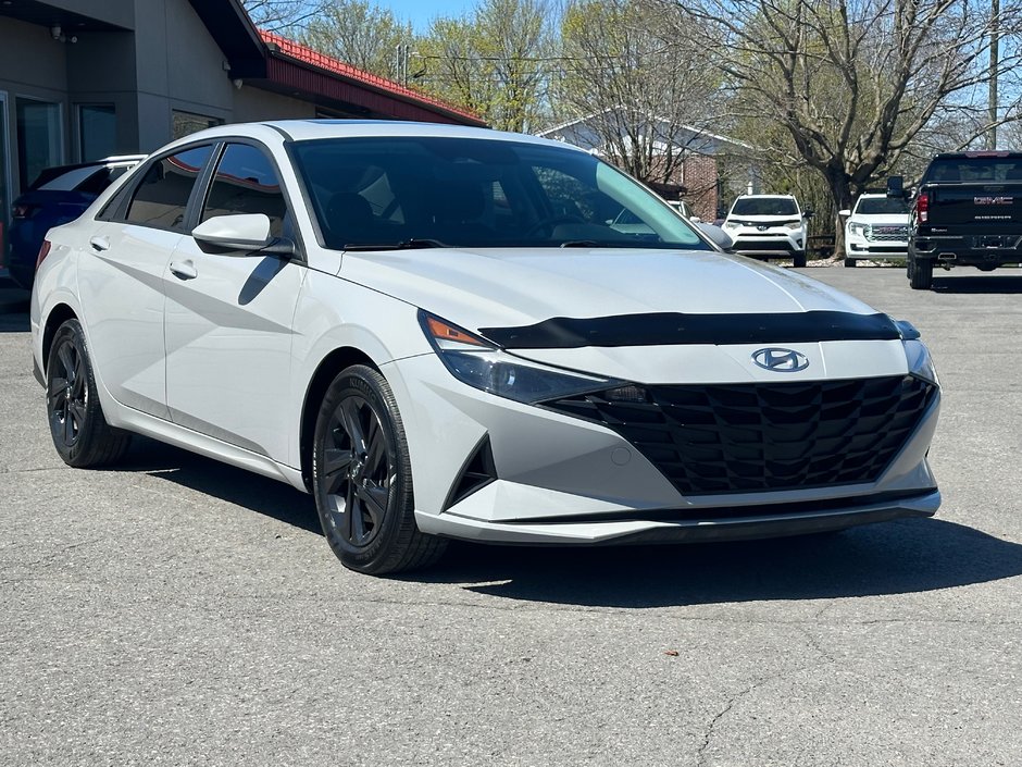 Hyundai Elantra Preferred TOIT OUVRANT 2021 à St-Jean-Sur-Richelieu, Québec