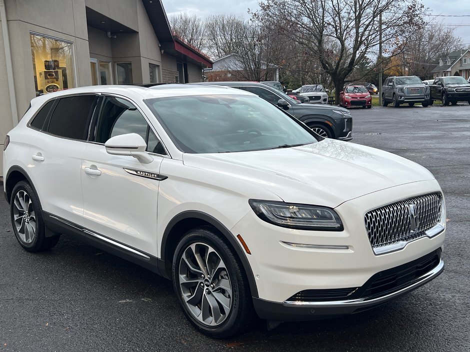 2023  NAUTILUS Reserve  AWD NAVI TOIT CRUISE ADAPT in St-Jean-Sur-Richelieu, Quebec