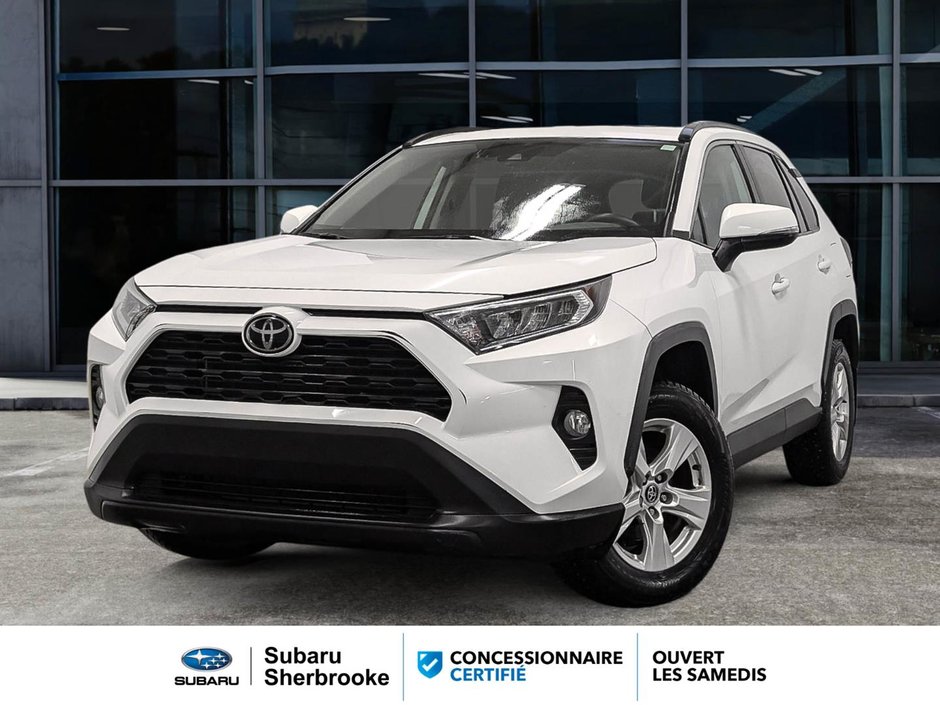 2020 Toyota RAV4 XLE/AWD in Sherbrooke, Quebec