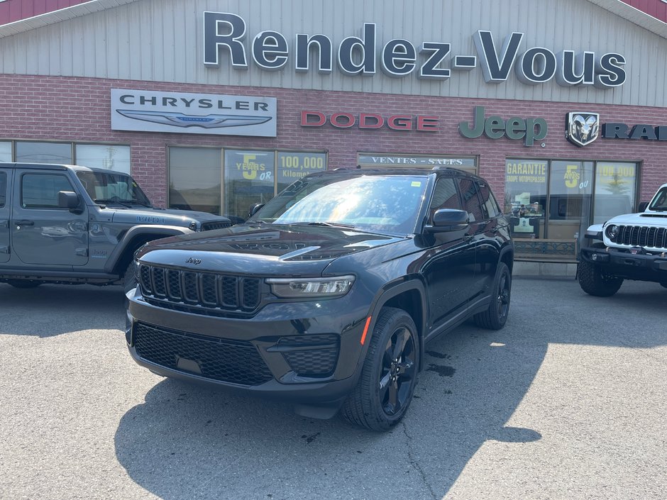 Grand Cherokee ALTITUDE 2024 à Grand-Sault et Edmunston, Nouveau-Brunswick