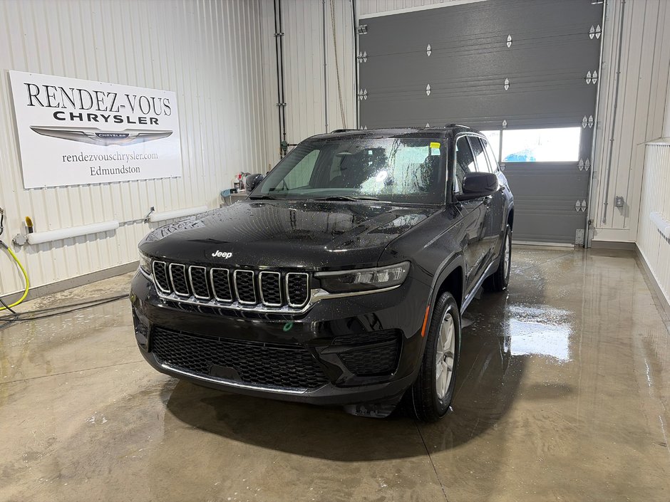 Jeep Grand Cherokee LAREDO X 2026 à Grand-Sault et Edmunston, Nouveau-Brunswick