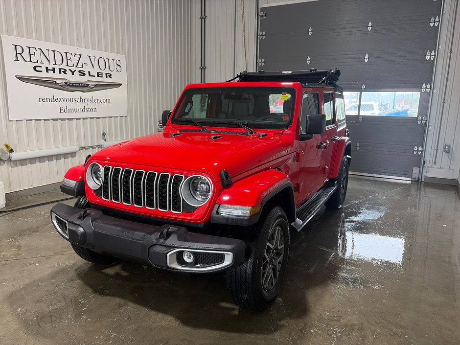 Jeep WRANGLER SAHARA 2025 à Grand-Sault et Edmunston, Nouveau-Brunswick