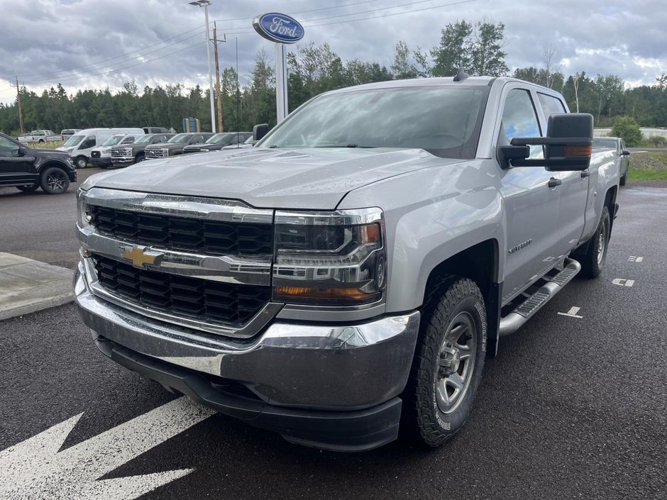 Chevrolet Silverado 1500 LS cabine multiplace 153 po 4RM 2017 à New Richmond, Québec