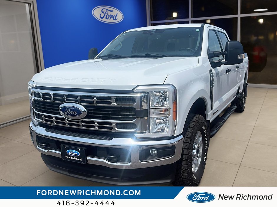2023 Ford Super Duty F-250 SRW XLT cabine double 4RM caisse de 8 pi in New Richmond, Quebec