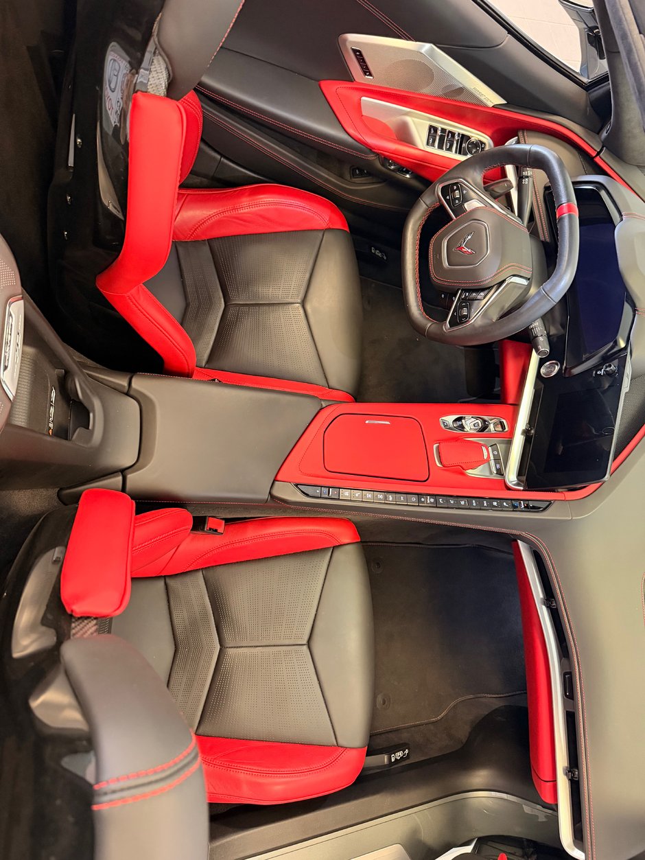 2023 Chevrolet Corvette CONVERTIBLE STINGRAY Z51 3LT V8 6,2L-16