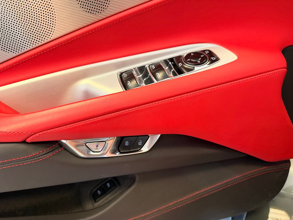 2023 Chevrolet Corvette CONVERTIBLE STINGRAY Z51 3LT V8 6,2L-17