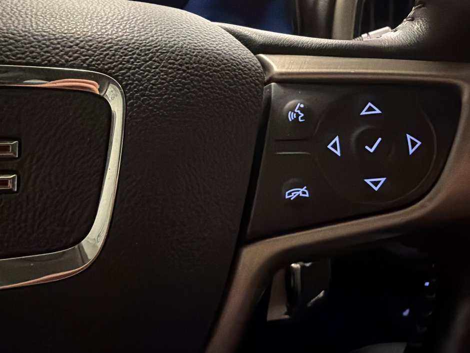 GMC Canyon 4WD Denali *BEAU CAMION + BAS KILOMÉTRAGE* 2020-27