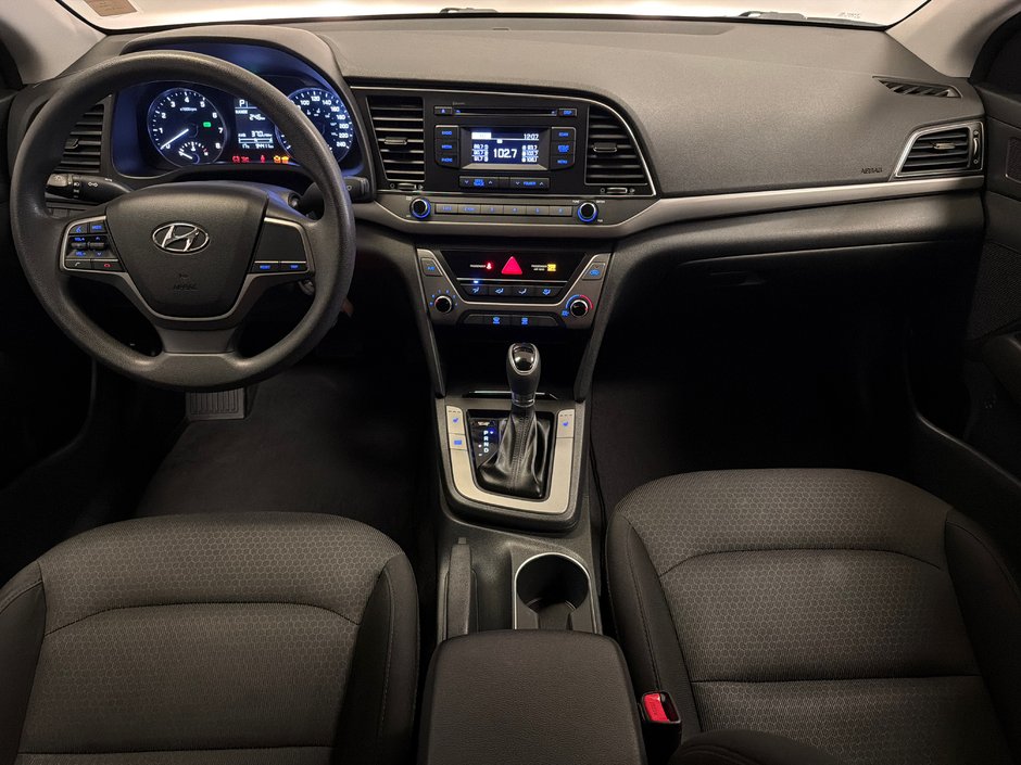 2017 Hyundai Elantra LE *BAS KILOMÉTRAGE*-16